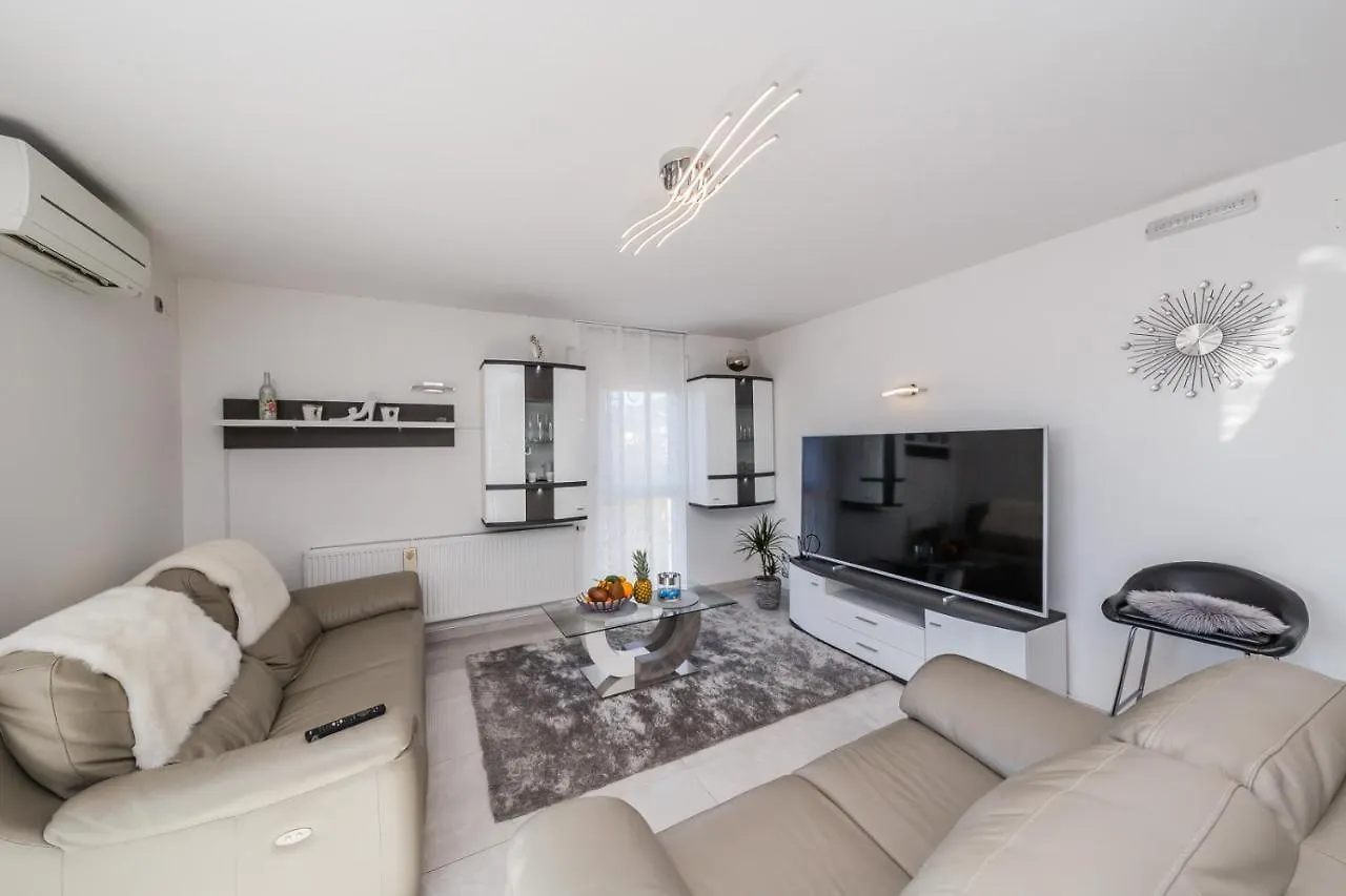 Villa Axioma 4-Star Luxury Villa, 2 Apartments, Sea View , Close To Beach, Sea View Terrace Kastela