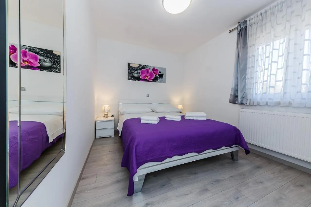 Villa Axioma 4-Star Luxury Villa, 2 Apartments, Sea View , Close To Beach, Sea View Terrace Kastela