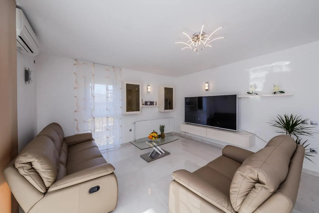 Villa Axioma 4-Star Luxury Villa, 2 Apartments, Sea View , Close To Beach, Sea View Terrace Kastela