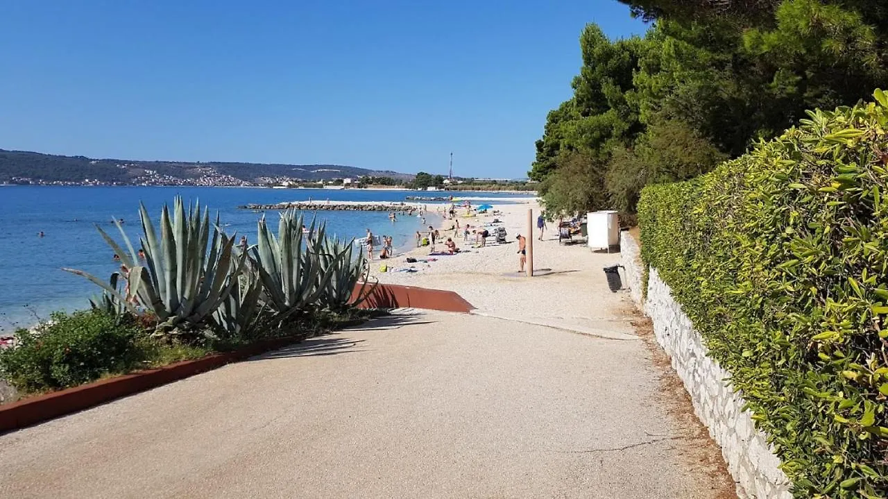 Apartment Villa Axioma 4-Star Luxury Villa, 2 Apartments, Sea View , Close To Beach, Sea View Terrace Kastela