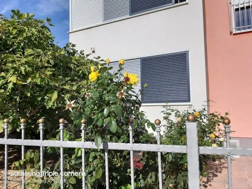 Villa Axioma 4-Star Luxury Villa, 2 Apartments, Sea View , Close To Beach, Sea View Terrace Kastela 0*,