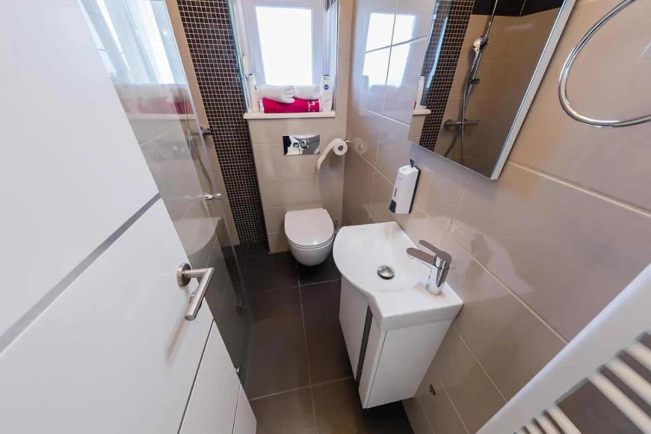 Villa Axioma 4-Star Luxury Villa, 2 Apartments, Sea View , Close To Beach, Sea View Terrace Kastela 0*,