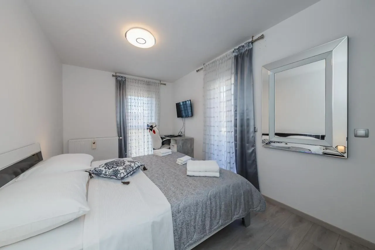 Villa Axioma 4-Star Luxury Villa, 2 Apartments, Sea View , Close To Beach, Sea View Terrace Kastela